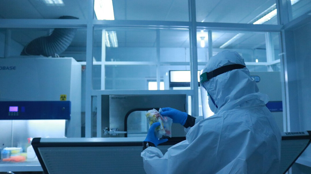 forensic scientist in lab